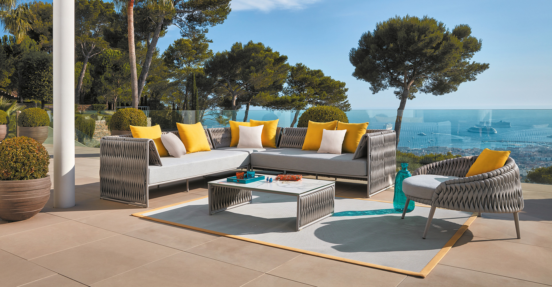 sifas-kalife-ensemble-salon-terrasse